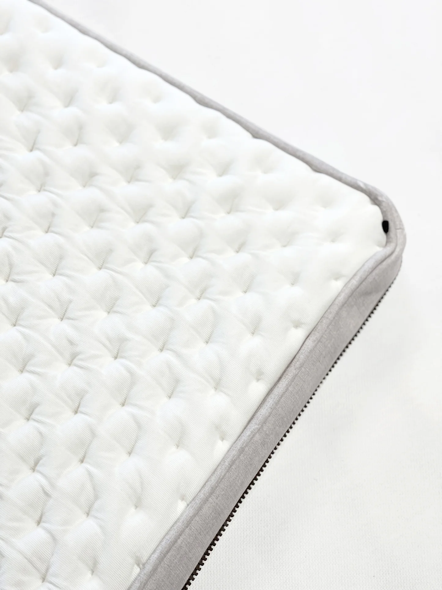 ZipTop®04 Talalay Latex & Soft Touch bäddmadrass 210x210 cm 1 ZipTop®04 Talalay Latex & Soft Touch bäddmadrass 210x210 cm